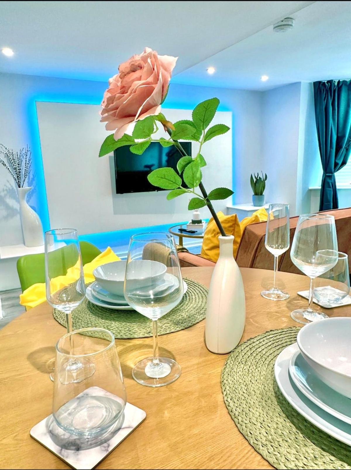 House Andiamo Portsmouth, Centrally Located, Sleeps 3